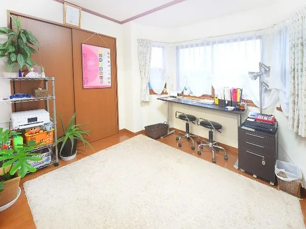 耳ツボダイエットサロン あろあーじゅ