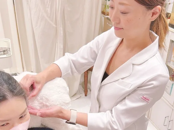 耳ツボダイエットサロン CHAiNON