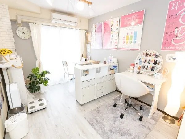 耳つぼダイエットサロン Lily