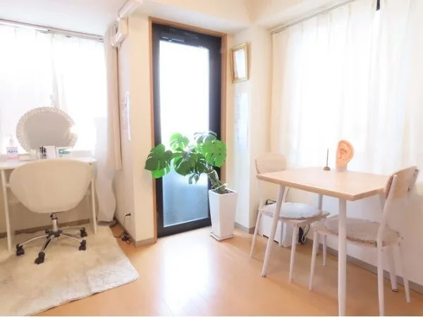 耳つぼダイエットサロン Macaron