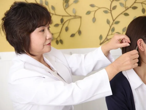 耳ツボダイエットカウンセリング&施術体験