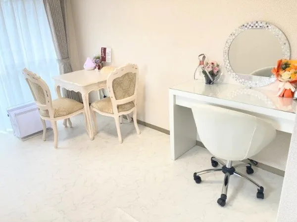 耳つぼダイエットサロン un bijou